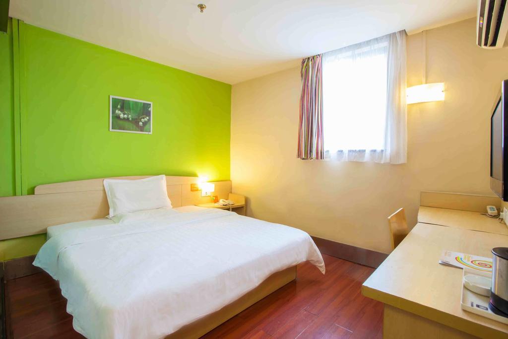 7Days Inn Beijing Railway Station Guangqu Gate Metro Station Chambre photo